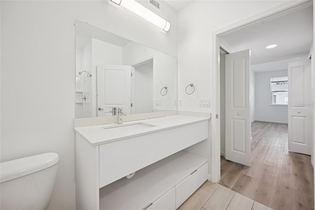 В аренду: $2,150 (3 спален, 2 ванн, 1142 Квадратных фут)