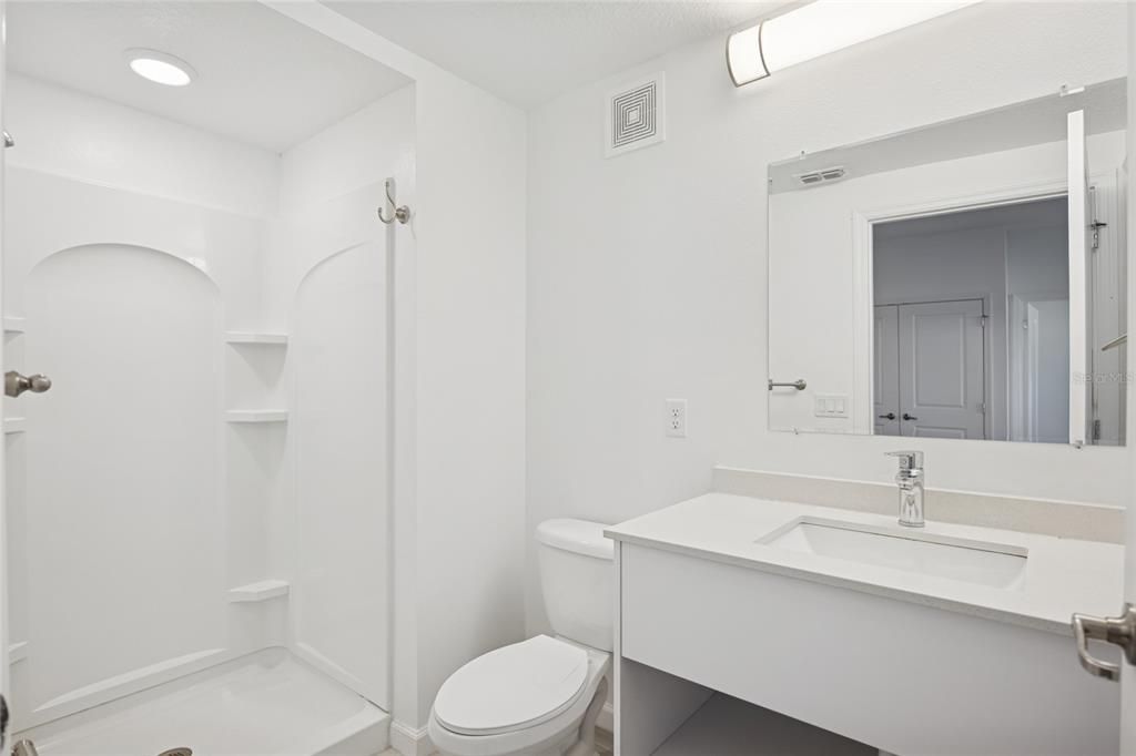 В аренду: $2,150 (3 спален, 2 ванн, 1142 Квадратных фут)