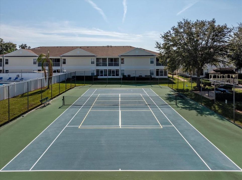 На продажу: $268,500 (3 спален, 2 ванн, 1245 Квадратных фут)