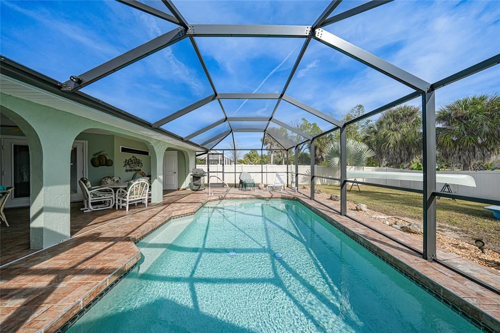 待售: $485,000 (3 贝兹, 2 浴室, 2280 平方英尺)