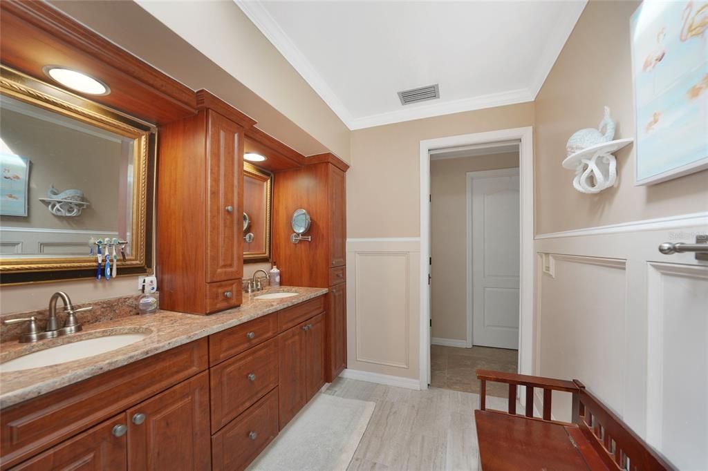 待售: $485,000 (3 贝兹, 2 浴室, 2280 平方英尺)