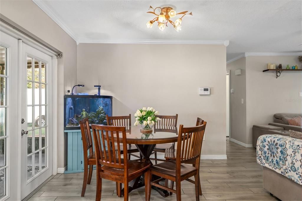 На продажу: $340,000 (3 спален, 2 ванн, 1120 Квадратных фут)