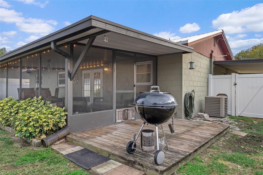 На продажу: $340,000 (3 спален, 2 ванн, 1120 Квадратных фут)