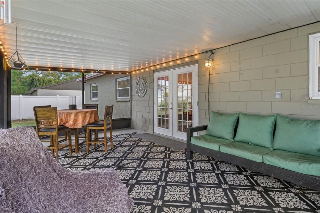 На продажу: $340,000 (3 спален, 2 ванн, 1120 Квадратных фут)