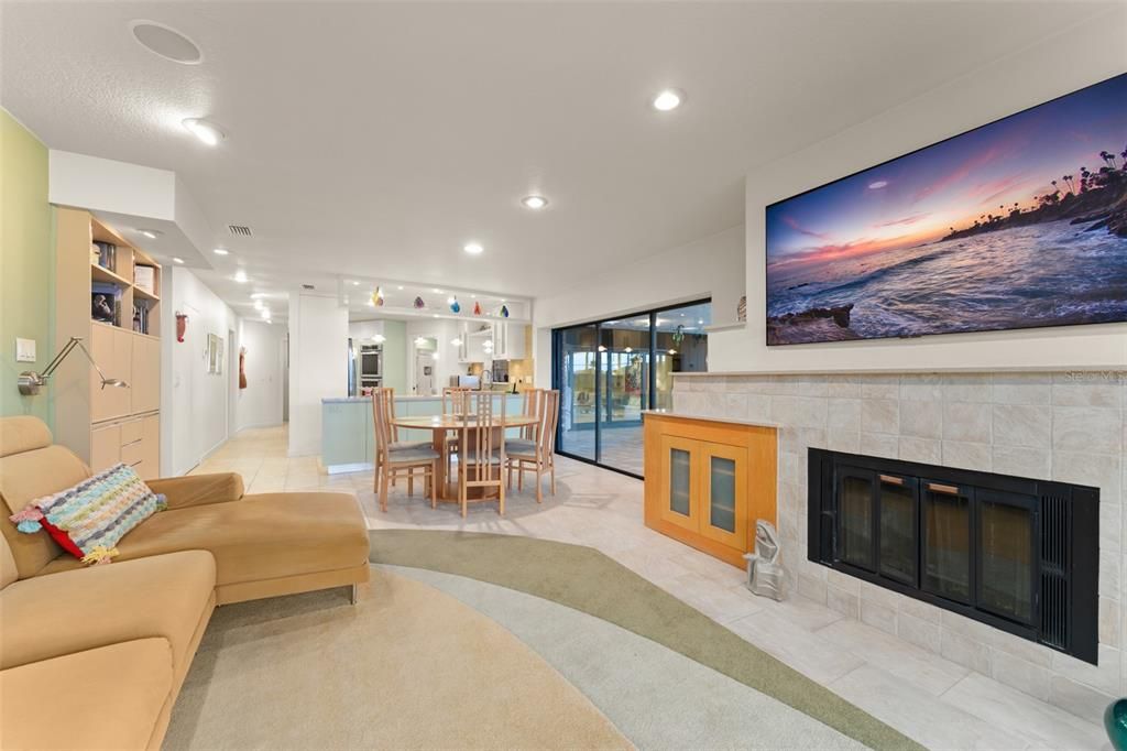 待售: $1,275,000 (5 贝兹, 3 浴室, 2646 平方英尺)