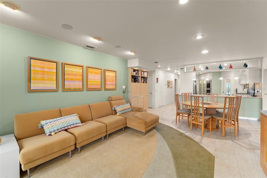 待售: $1,275,000 (5 贝兹, 3 浴室, 2646 平方英尺)