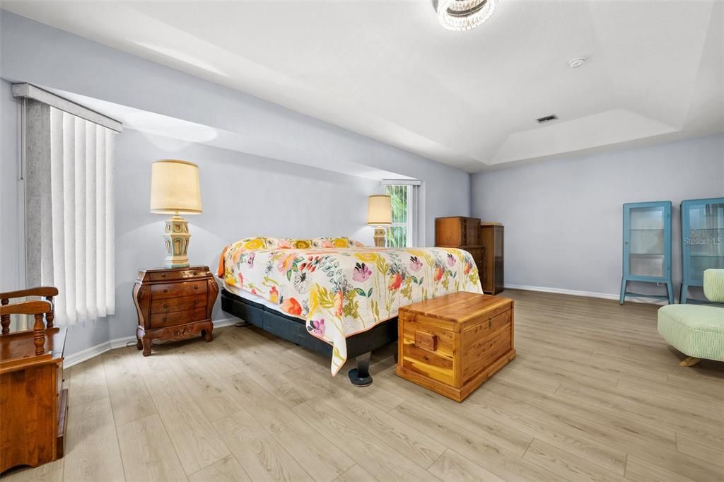 На продажу: $565,000 (3 спален, 2 ванн, 2089 Квадратных фут)