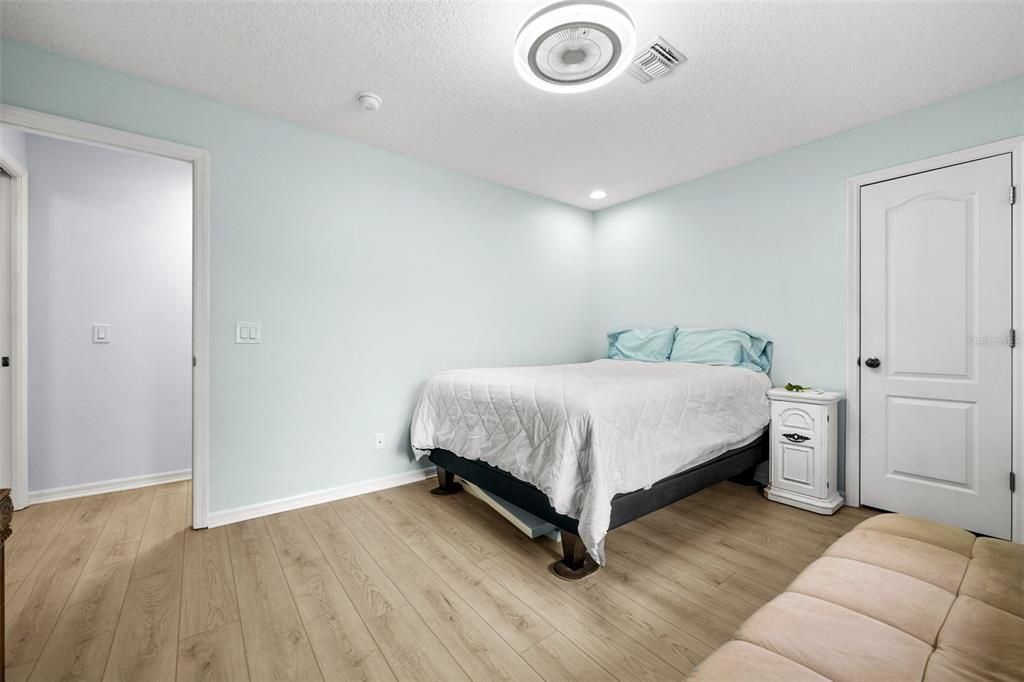 На продажу: $565,000 (3 спален, 2 ванн, 2089 Квадратных фут)