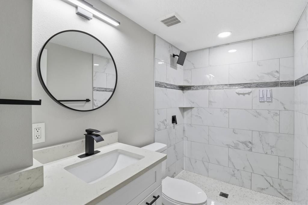 待售: $210,000 (3 贝兹, 2 浴室, 1160 平方英尺)