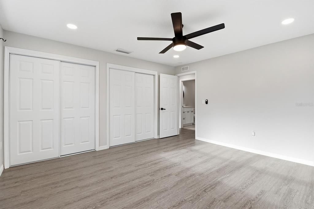 待售: $210,000 (3 贝兹, 2 浴室, 1160 平方英尺)