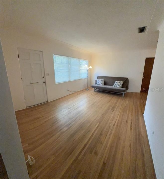 待售: $339,000 (2 贝兹, 2 浴室, 1418 平方英尺)