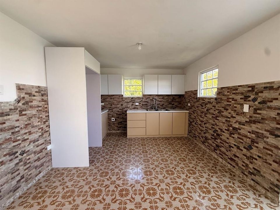 En Venta: $225,000 (3 camas, 2 baños, 1062 Pies cuadrados)