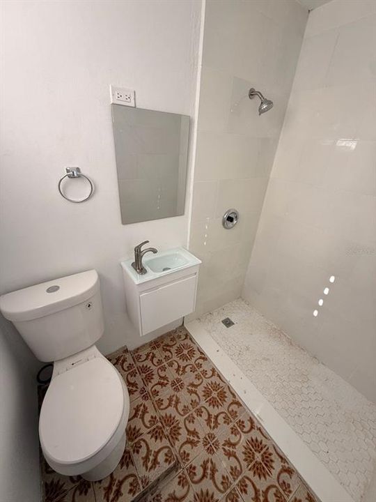 En Venta: $225,000 (3 camas, 2 baños, 1062 Pies cuadrados)