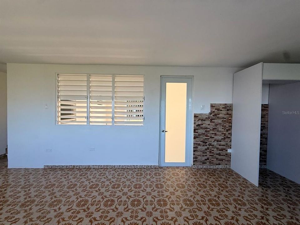En Venta: $225,000 (3 camas, 2 baños, 1062 Pies cuadrados)