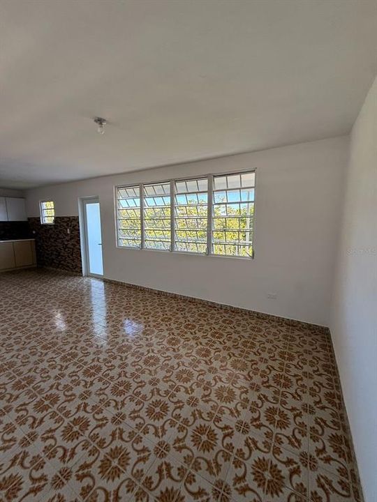 En Venta: $225,000 (3 camas, 2 baños, 1062 Pies cuadrados)