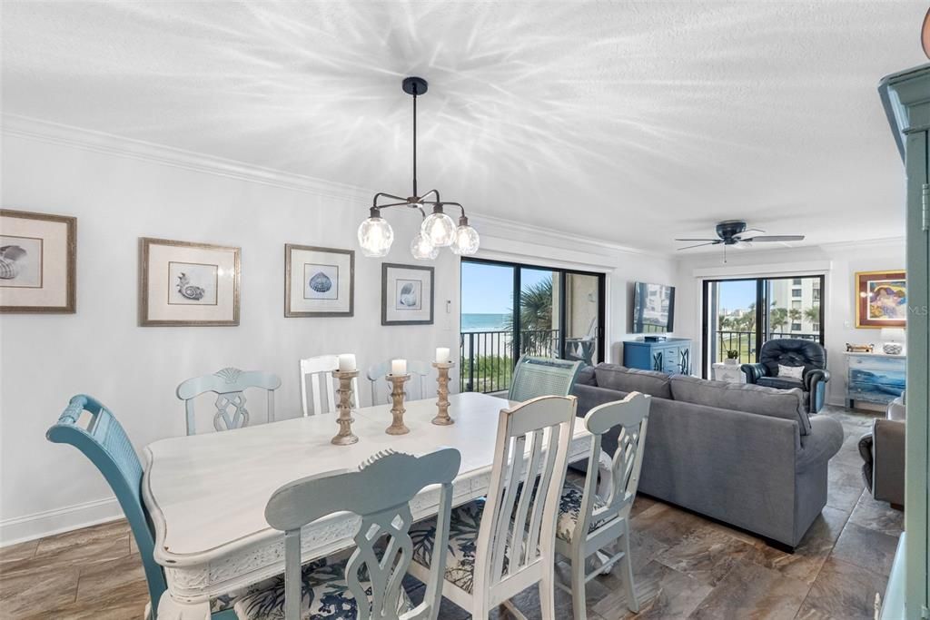 For Sale: $859,000 (2 beds, 2 baths, 1394 Square Feet)