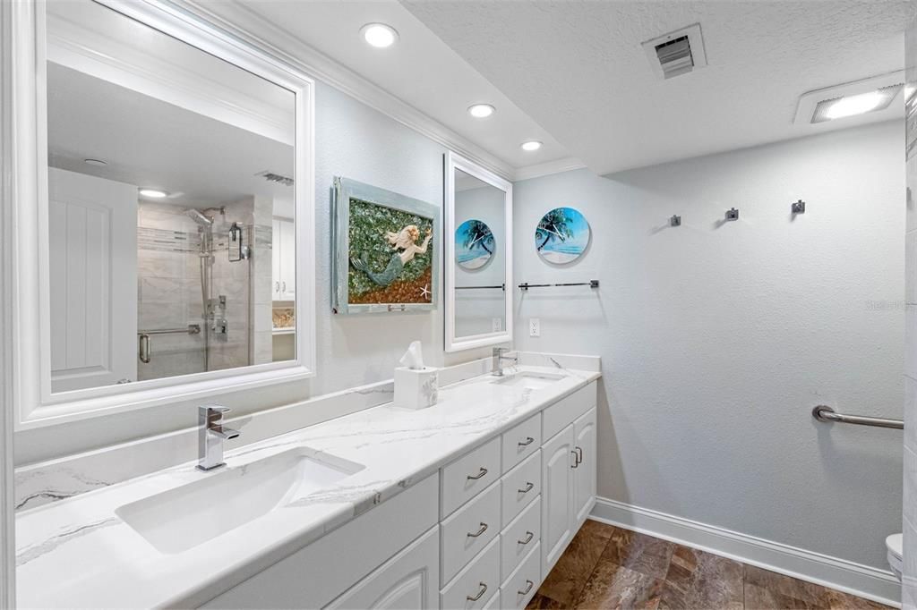 For Sale: $859,000 (2 beds, 2 baths, 1394 Square Feet)