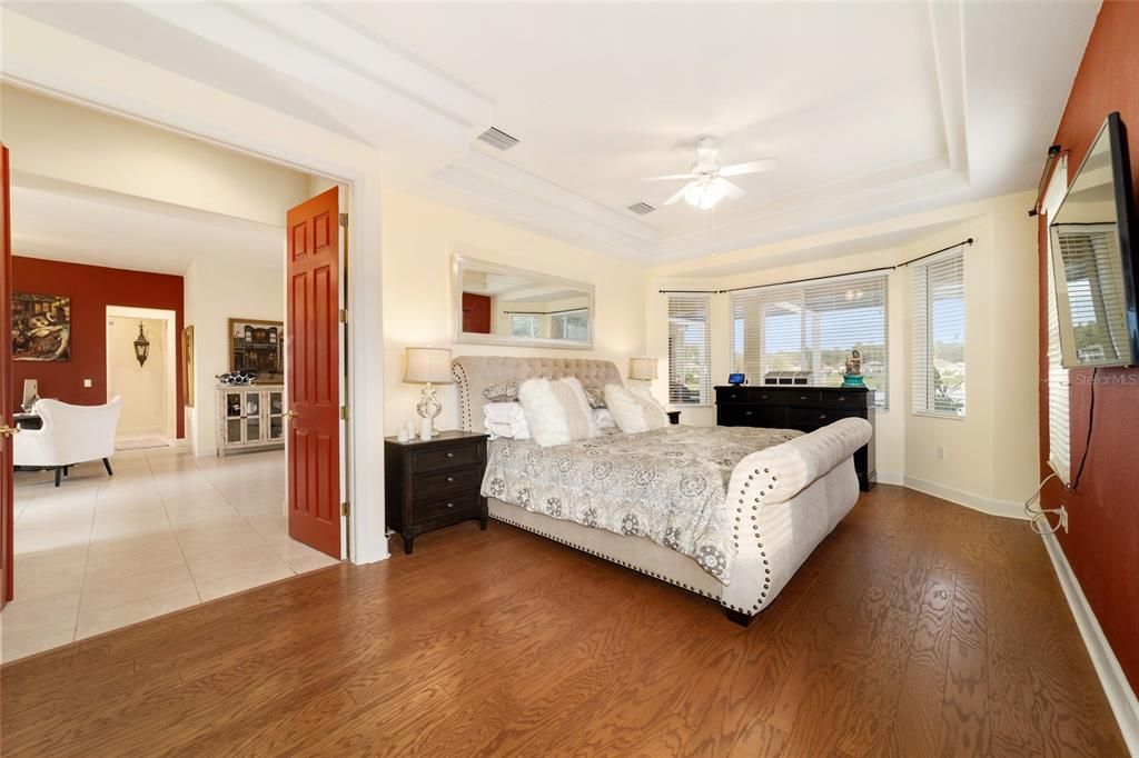 For Sale: $489,900 (3 beds, 2 baths, 2459 Square Feet)