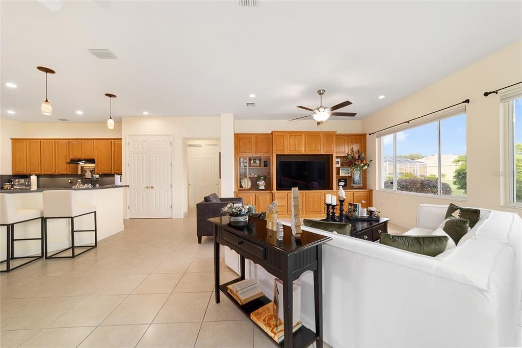 For Sale: $489,900 (3 beds, 2 baths, 2459 Square Feet)