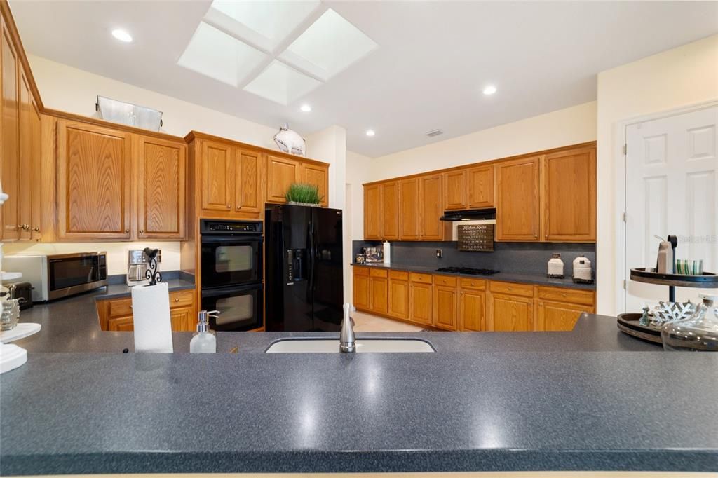 For Sale: $489,900 (3 beds, 2 baths, 2459 Square Feet)