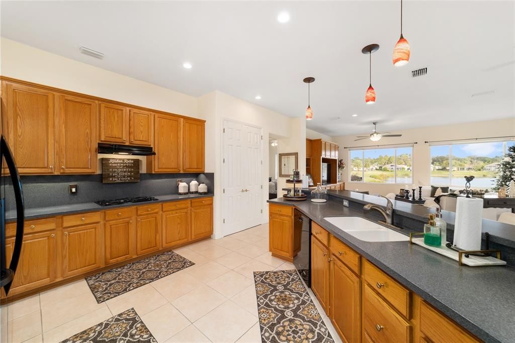 For Sale: $489,900 (3 beds, 2 baths, 2459 Square Feet)