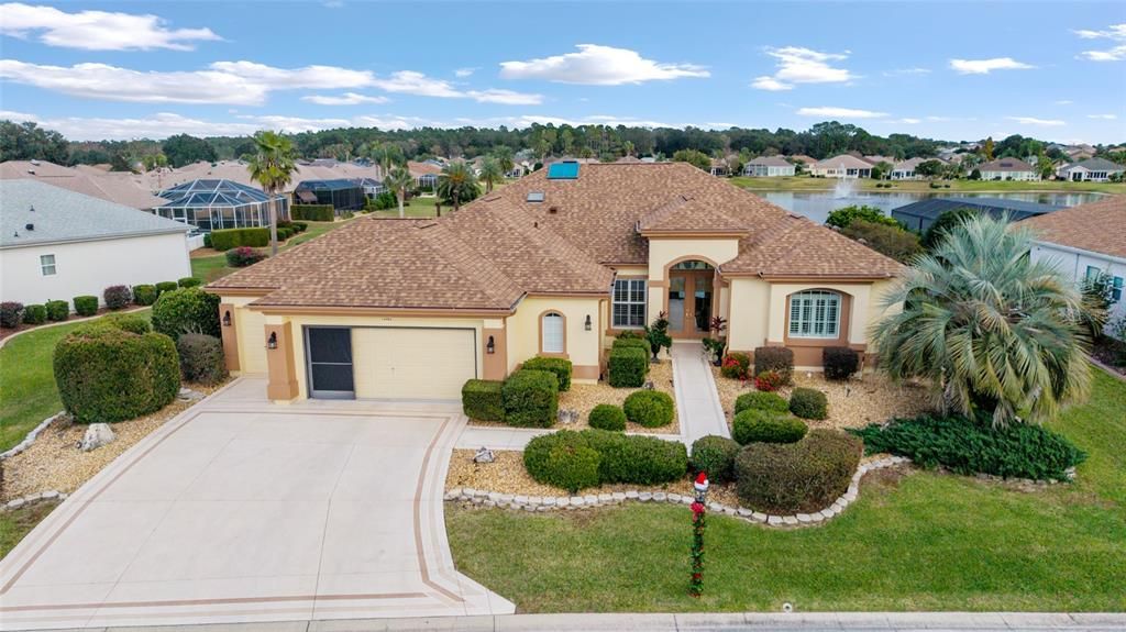 For Sale: $489,900 (3 beds, 2 baths, 2459 Square Feet)