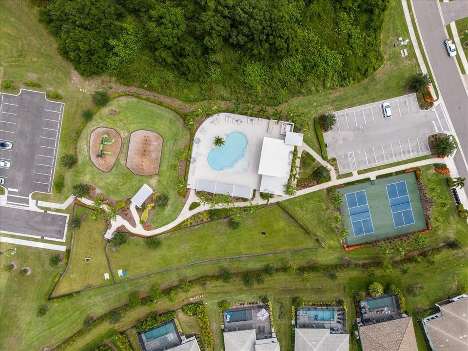 For Sale: $350,000 (3 beds, 2 baths, 1662 Square Feet)