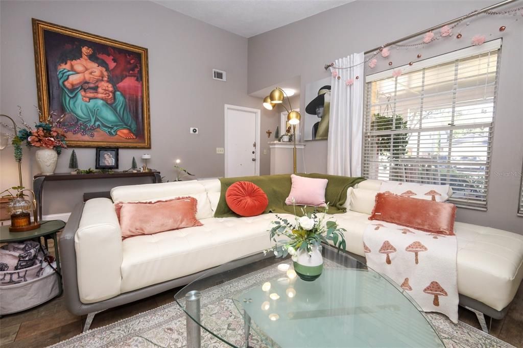 For Sale: $386,000 (3 beds, 2 baths, 1300 Square Feet)