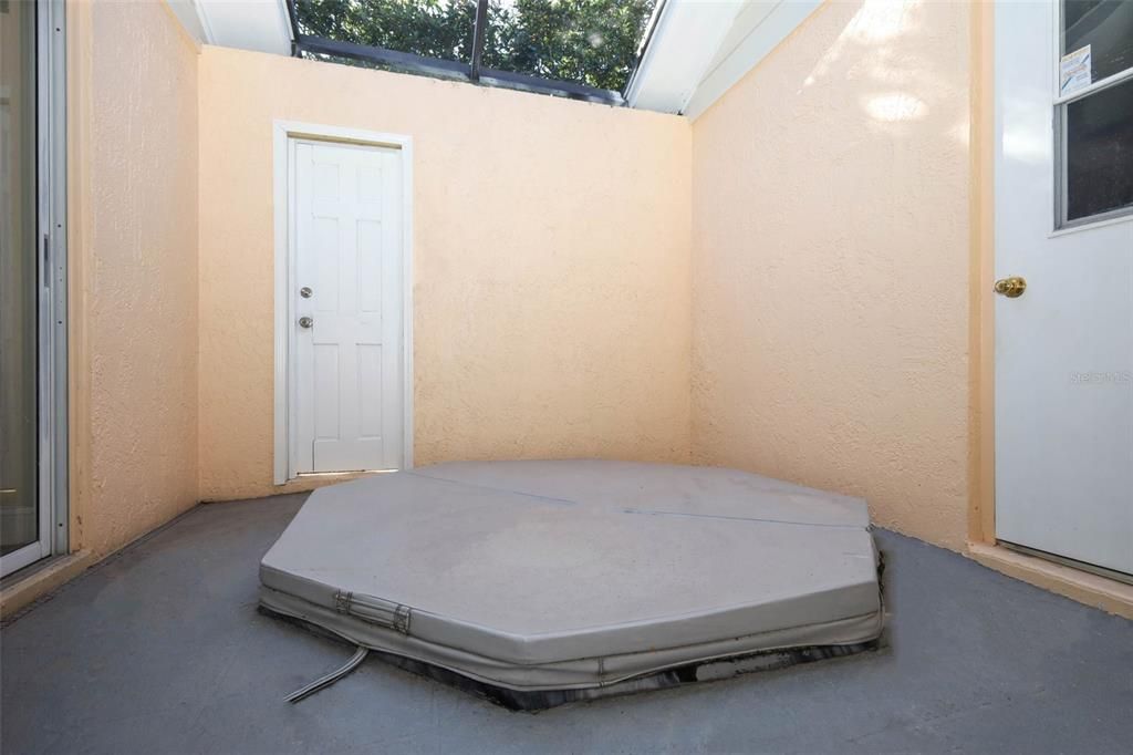 For Sale: $386,000 (3 beds, 2 baths, 1300 Square Feet)