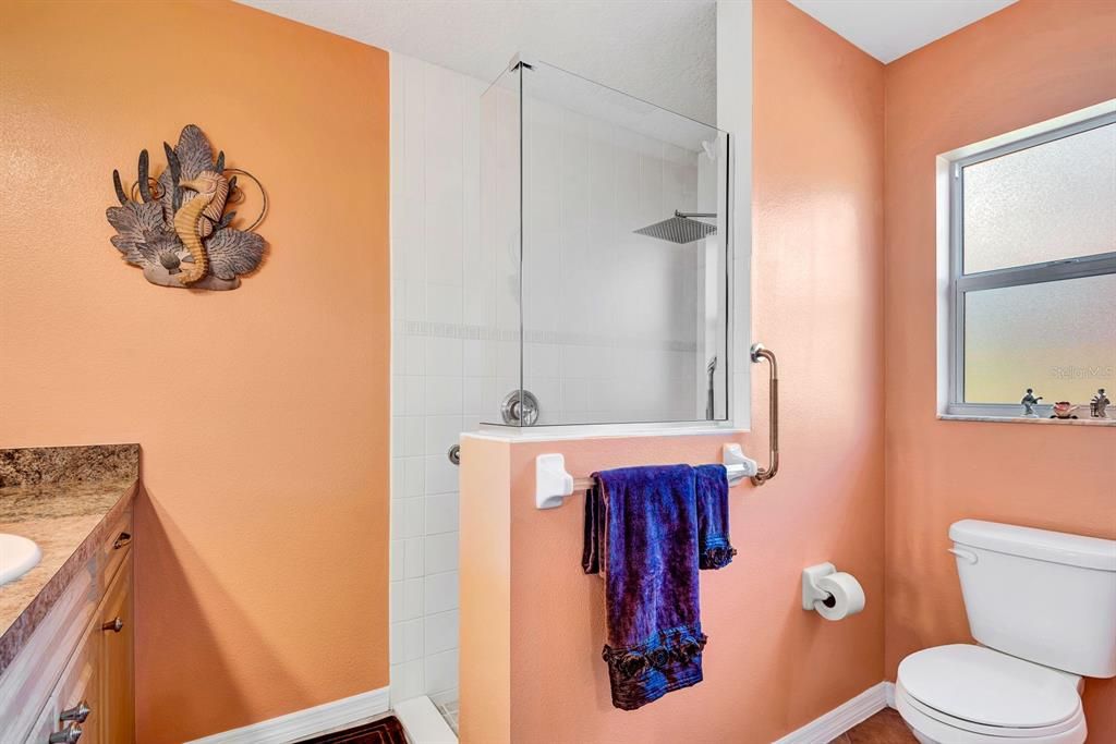 For Sale: $319,000 (3 beds, 2 baths, 1285 Square Feet)