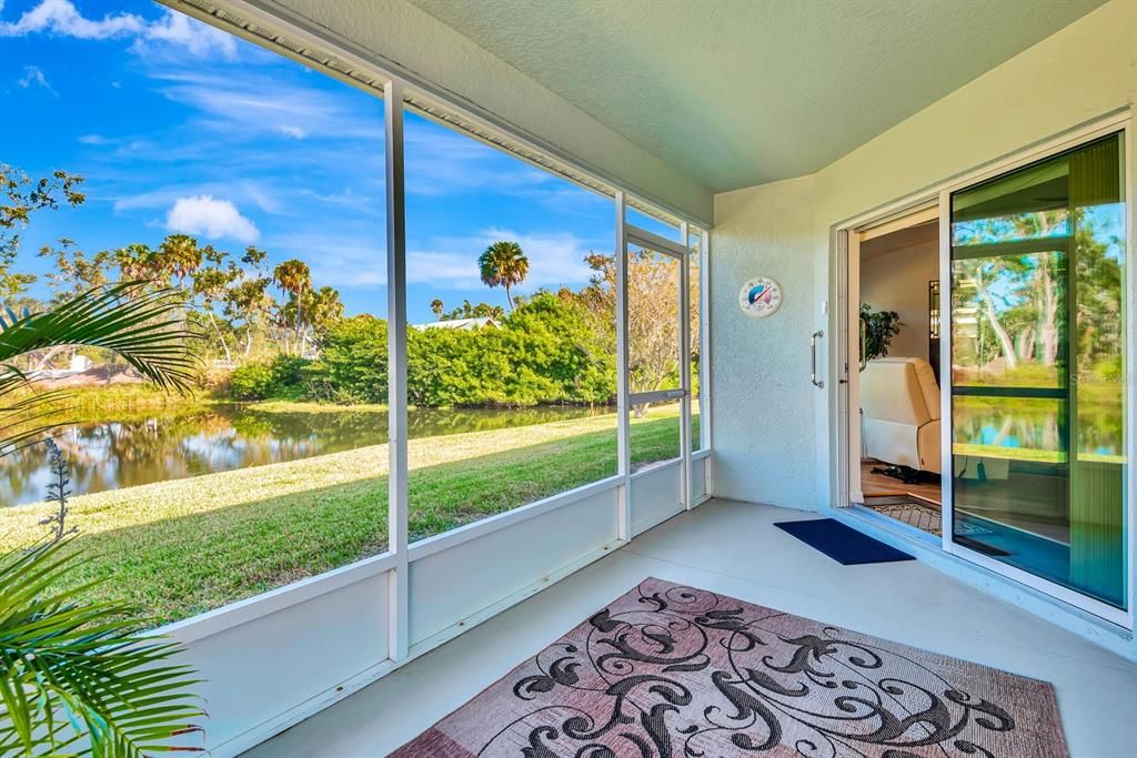 For Sale: $319,000 (3 beds, 2 baths, 1285 Square Feet)