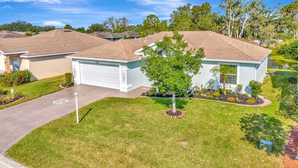 For Sale: $319,000 (3 beds, 2 baths, 1285 Square Feet)