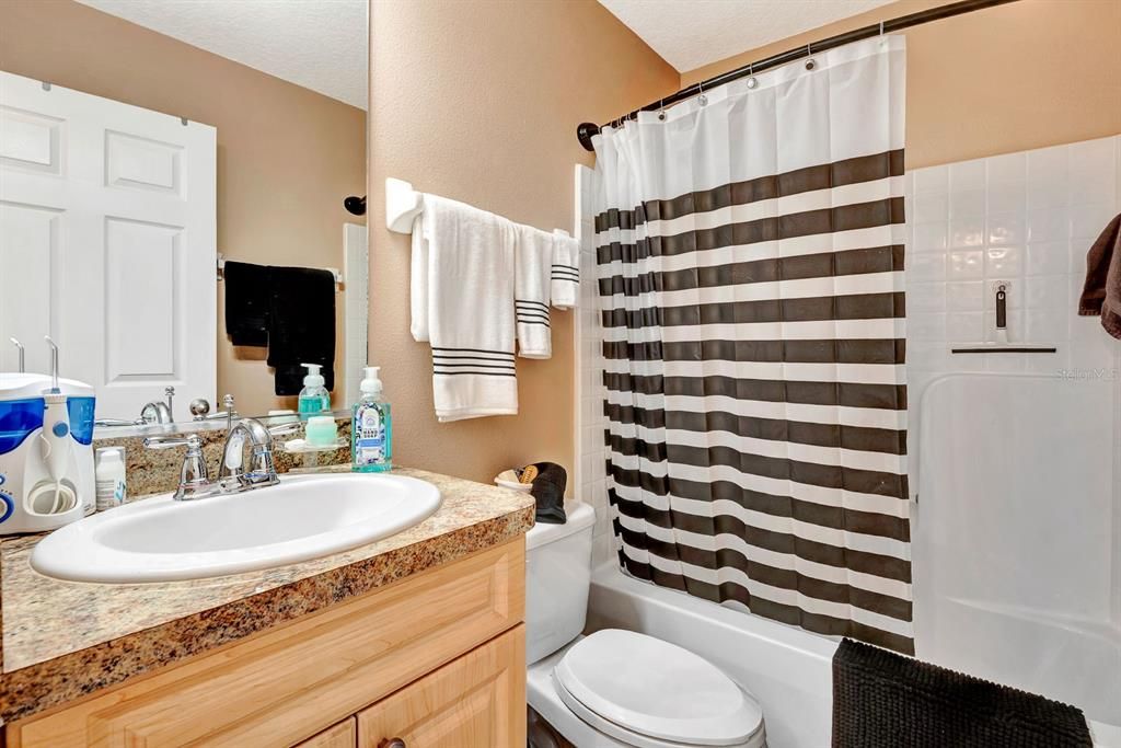 For Sale: $319,000 (3 beds, 2 baths, 1285 Square Feet)