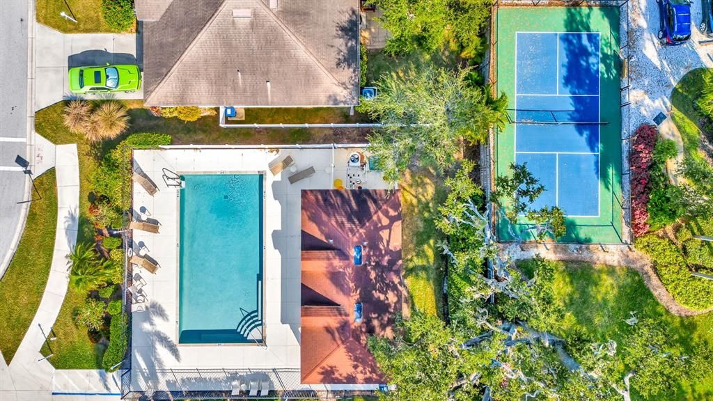 For Sale: $319,000 (3 beds, 2 baths, 1285 Square Feet)