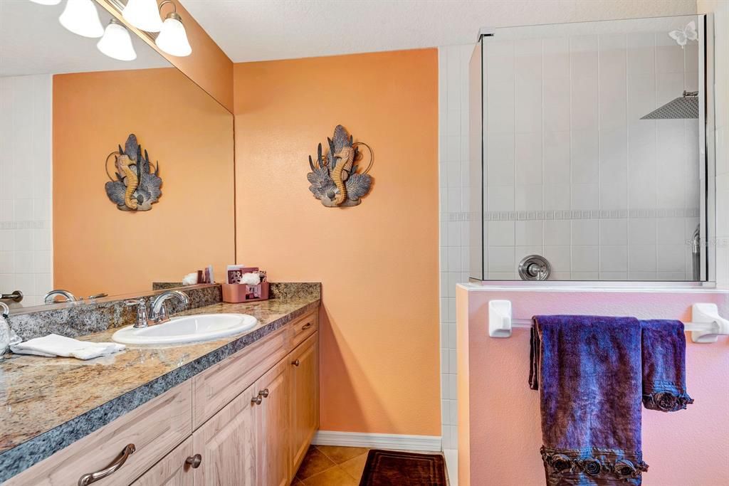 For Sale: $319,000 (3 beds, 2 baths, 1285 Square Feet)