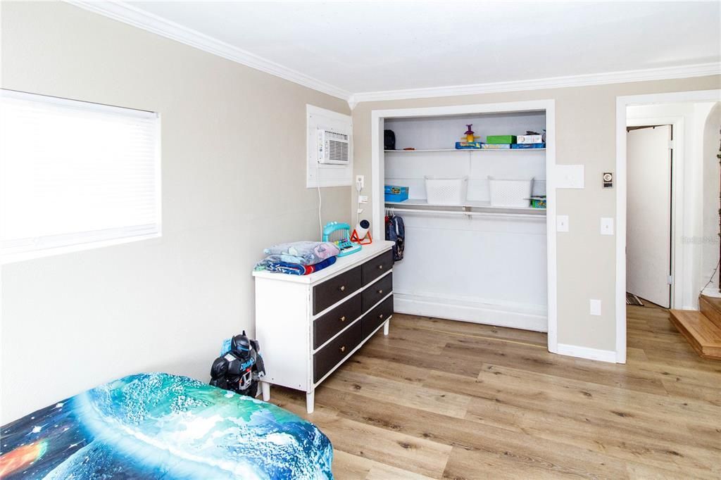 En Venta: $184,900 (2 camas, 1 baños, 861 Pies cuadrados)