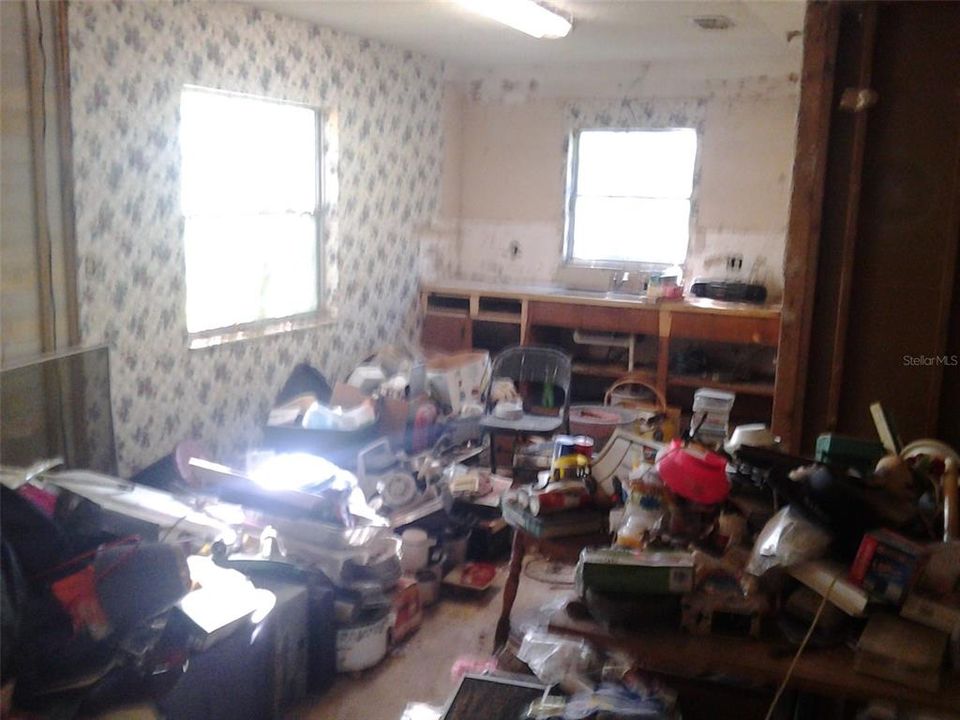 En Venta: $136,000 (3 camas, 1 baños, 1215 Pies cuadrados)