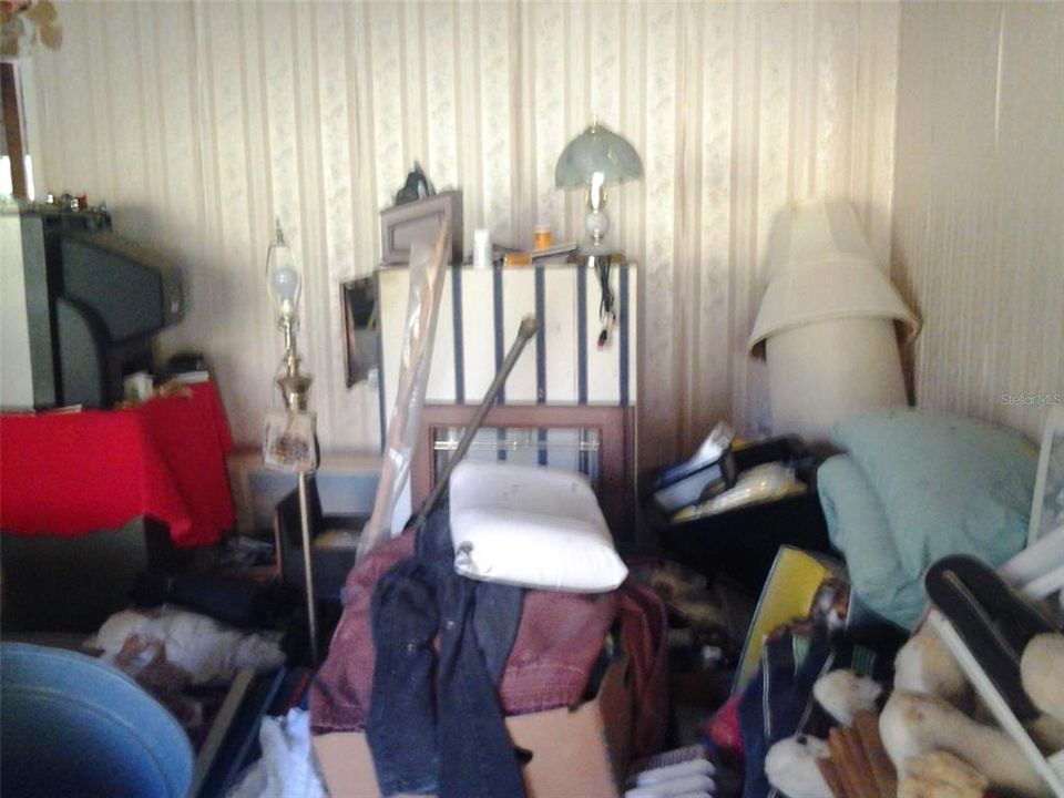 En Venta: $136,000 (3 camas, 1 baños, 1215 Pies cuadrados)