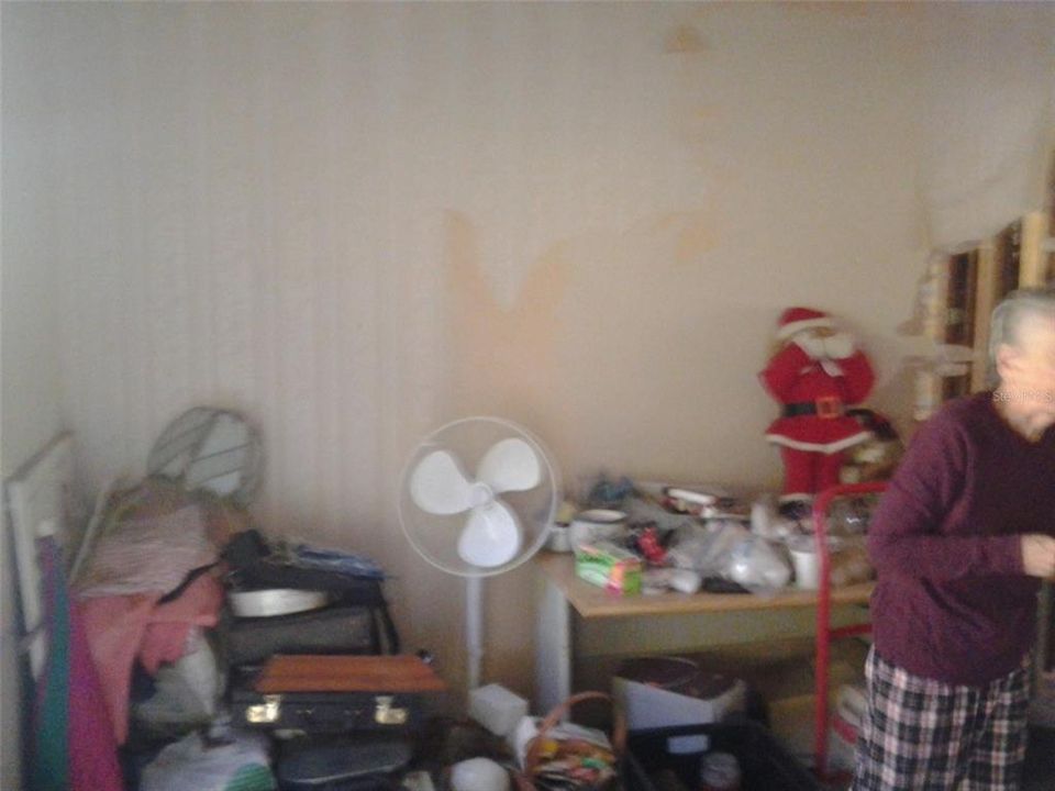 En Venta: $136,000 (3 camas, 1 baños, 1215 Pies cuadrados)