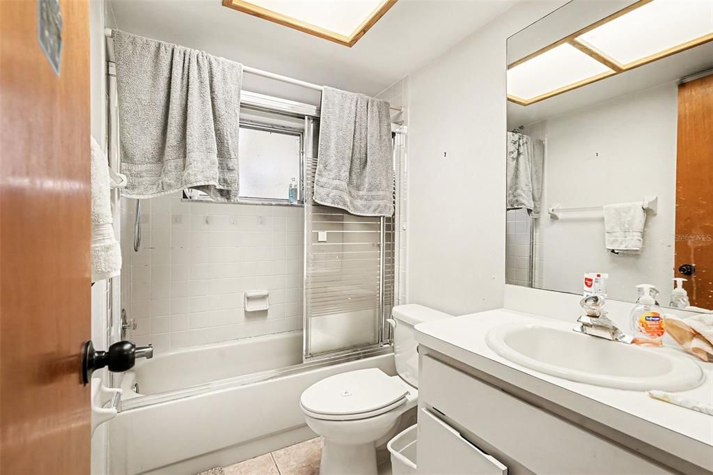 Active With Contract: $300,000 (3 beds, 2 baths, 1454 Square Feet)