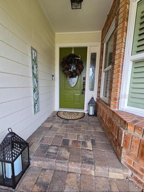 En Venta: $580,000 (4 camas, 2 baños, 1931 Pies cuadrados)