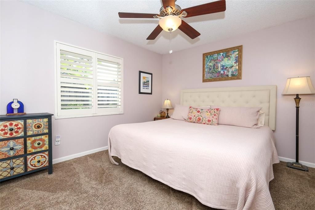 En Venta: $580,000 (4 camas, 2 baños, 1931 Pies cuadrados)