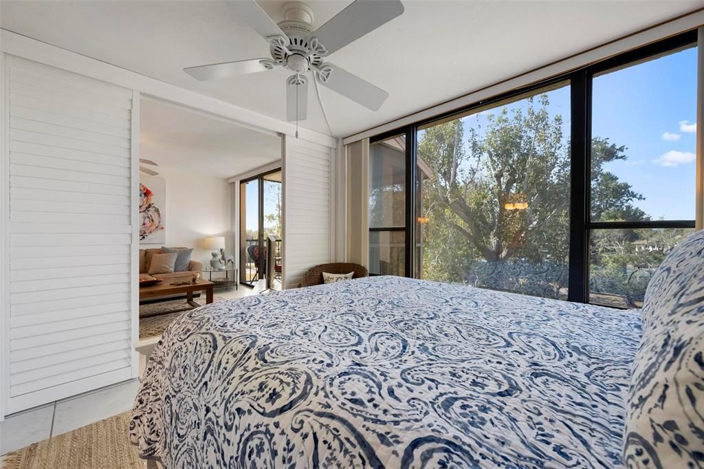 En Venta: $167,000 (2 camas, 2 baños, 940 Pies cuadrados)