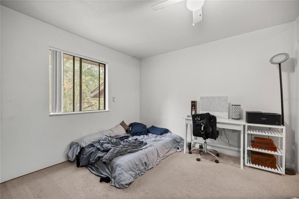 На продажу: $135,000 (2 спален, 2 ванн, 874 Квадратных фут)