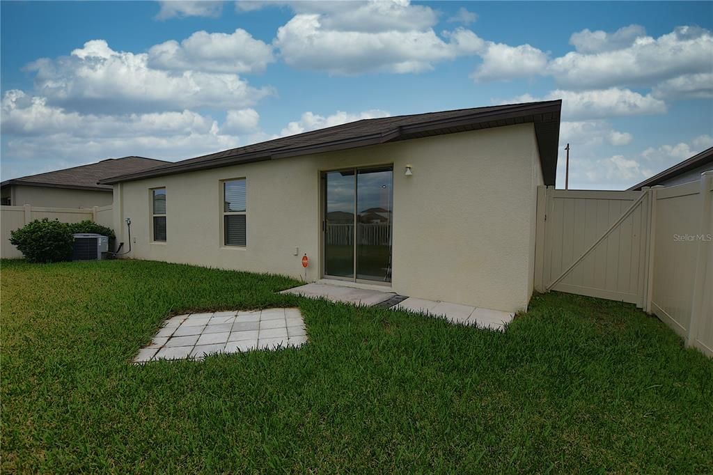 For Rent: $2,200 (4 beds, 2 baths, 1817 Square Feet)