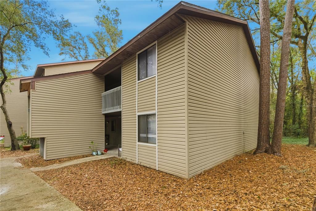 На продажу: $135,000 (2 спален, 2 ванн, 874 Квадратных фут)