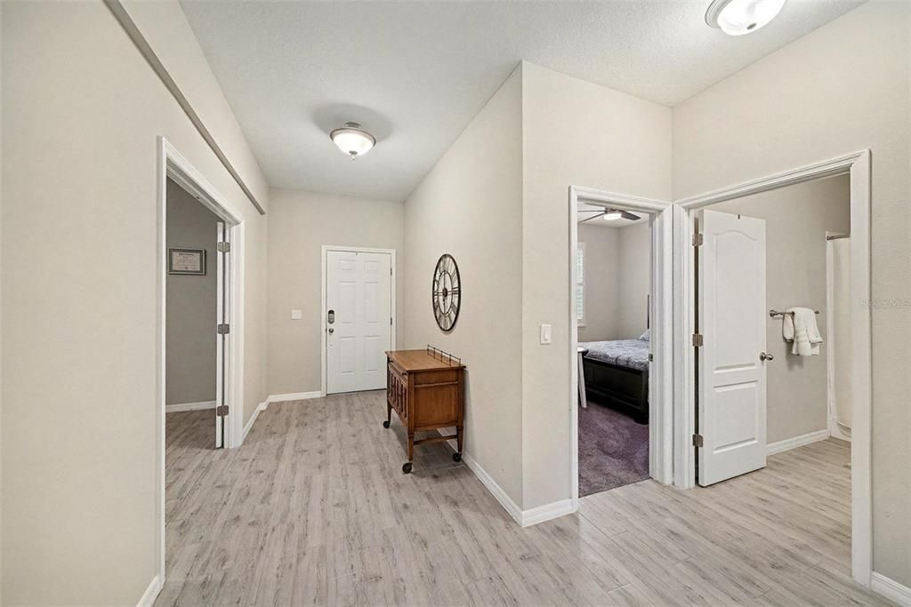 На продажу: $515,000 (3 спален, 2 ванн, 1979 Квадратных фут)