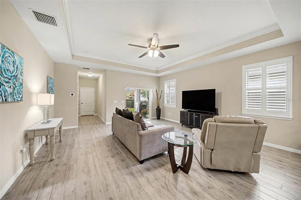 На продажу: $515,000 (3 спален, 2 ванн, 1979 Квадратных фут)