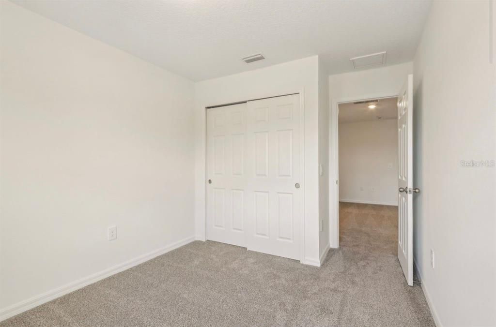 For Rent: $2,200 (3 beds, 2 baths, 1477 Square Feet)