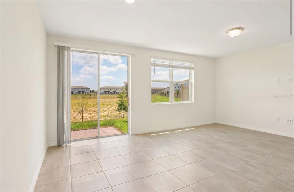 For Rent: $2,200 (3 beds, 2 baths, 1477 Square Feet)